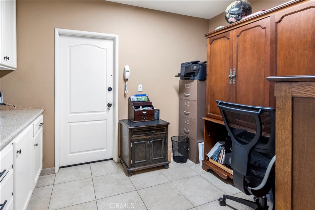 Home office room.