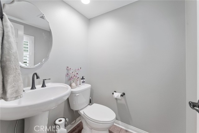 Detail Gallery Image 7 of 20 For 8705 Celebration St, Chino,  CA 91708 - 3 Beds | 2/1 Baths