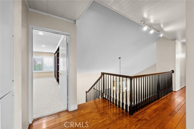 9882 Kings Canyon Drive, Huntington Beach CA: https://media.crmls.org/medias/8f5193e6-44b9-4825-803d-0c6367ac2206.jpg