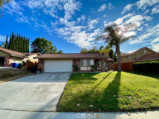 9215 Owari Ln, Riverside, CA 92508