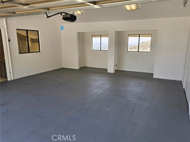 1369 Paseo Redondo, Burbank CA: https://media.crmls.org/medias/8f527101-3fbf-45ee-aa06-a93a4a1a1ef7.jpg