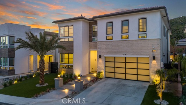 Detail Gallery Image 2 of 30 For 20531 W Overlook Ct, Porter Ranch,  CA 91326 - 5 Beds | 4/1 Baths
