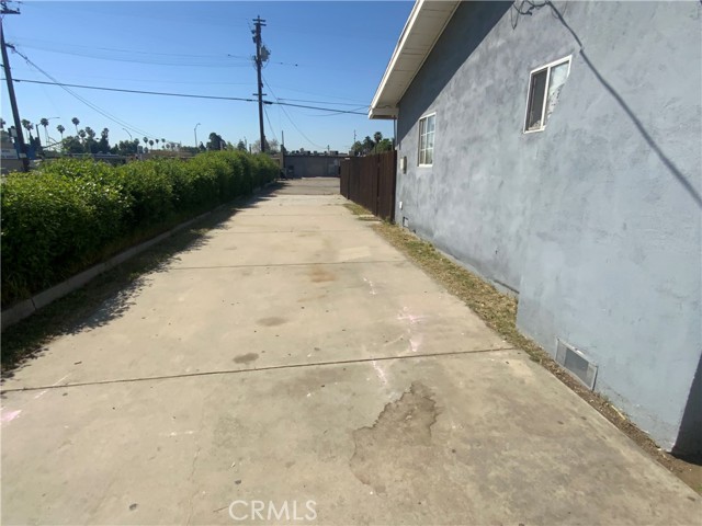 214 W Highland Avenue, San Bernardino, California 92405, ,Commercial Lease,For Rent,214 W Highland Avenue,CRIV25079036