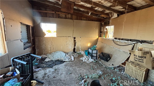 Detail Gallery Image 16 of 30 For 773 Richard St, Lucerne Valley,  CA 92356 - 1 Beds | 0 Baths