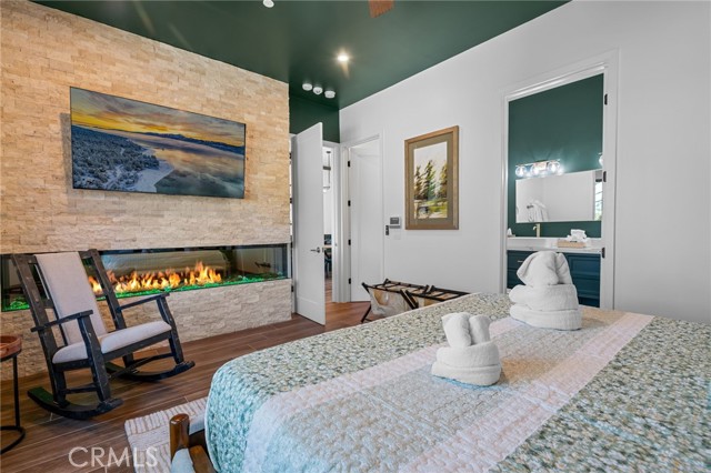 807 Cameron Drive, Big Bear Lake, CA 92315