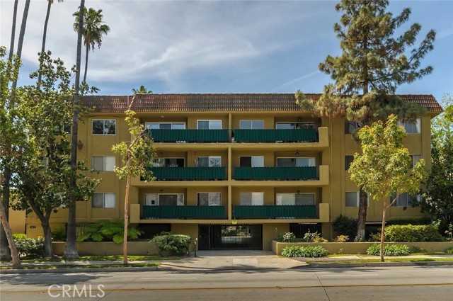 Detail Gallery Image 1 of 16 For 382 E California Bld #205,  Pasadena,  CA 91106 - 3 Beds | 2 Baths