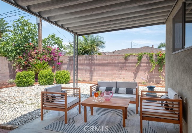 1139 W 149th Street, Gardena CA: https://media.crmls.org/medias/8f558b06-280d-4e6f-9f68-c772df07fd95.jpg