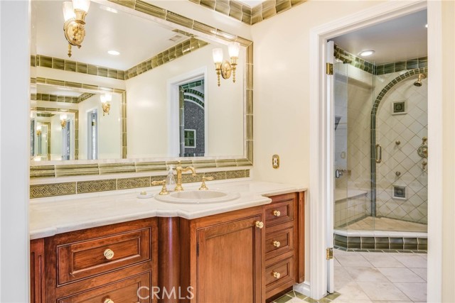 Detail Gallery Image 15 of 54 For 1409 via Arco, Palos Verdes Estates,  CA 90274 - 7 Beds | 5/2 Baths