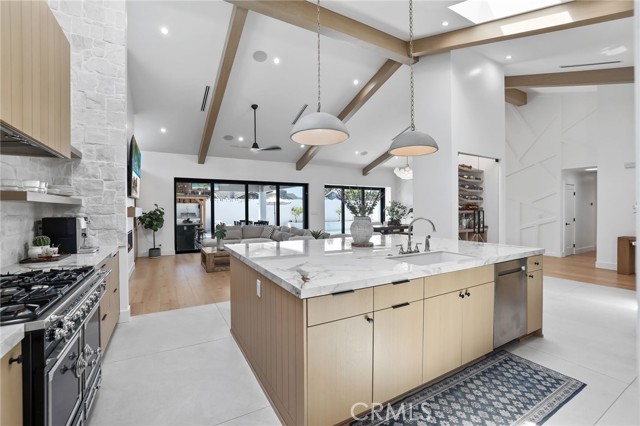 11444 Harrisburg Road, Rossmoor CA: https://media.crmls.org/medias/8f569540-ccf5-4213-af63-13e9b9ebd76d.jpg