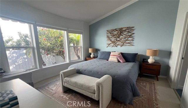 Detail Gallery Image 11 of 41 For 118 Yorktown, Newport Beach,  CA 92660 - 3 Beds | 2 Baths