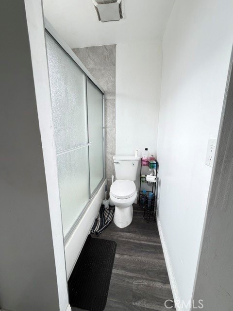 https://media.crmls.org/medias/8f579ca5-5487-4583-97ee-bb2329ba2ad4.jpg?preset=X-Large