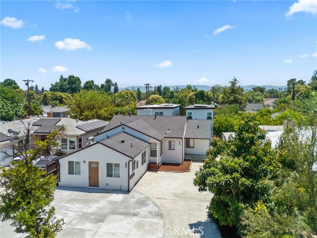 18656 Runnymede Street, Reseda CA: https://media.crmls.org/medias/8f57b4c4-4e02-47b7-a671-0355a7cb808b.jpg