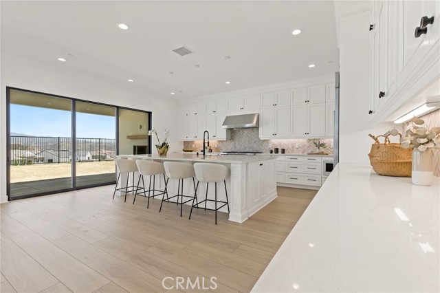 Detail Gallery Image 12 of 41 For 24175 N Camino Cascada, Valencia,  CA 91354 - 5 Beds | 5/1 Baths