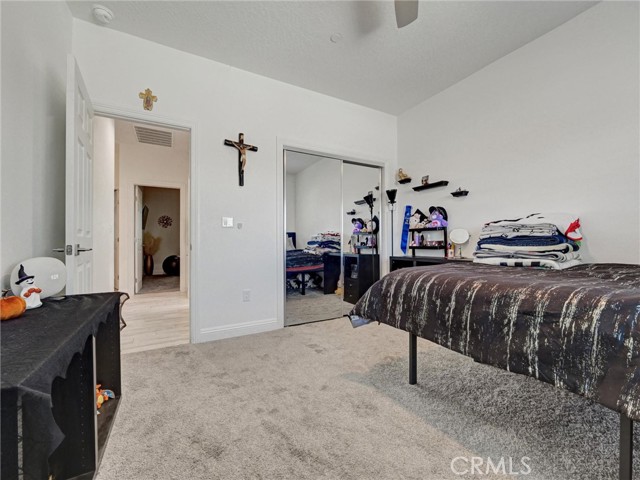 11515 Tamarisk Avenue, Hesperia CA: https://media.crmls.org/medias/8f57f401-5747-44e0-bcf5-6736ac76f611.jpg