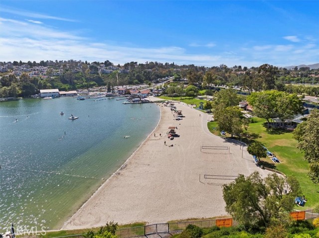 28212 San Marcos, Mission Viejo CA: https://media.crmls.org/medias/8f58e3c2-23c4-4ffb-9cbf-edd005ee8318.jpg