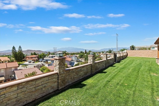 12640 Jaden Court, Grand Terrace CA: https://media.crmls.org/medias/8f597439-91ee-4a98-9fda-9e909c3c81d0.jpg