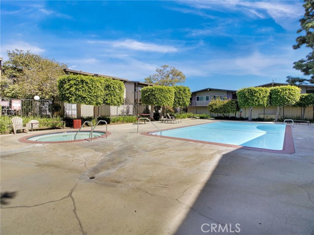 Detail Gallery Image 7 of 18 For 806 Coriander #C,  Torrance,  CA 90502 - 2 Beds | 2 Baths