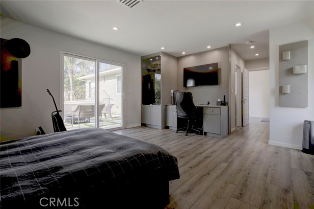 Detail Gallery Image 18 of 75 For 10555 Art St, Shadow Hills,  CA 91040 - 2 Beds | 3 Baths