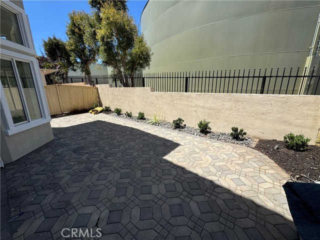 503 S Maria Avenue, Redondo Beach CA: https://media.crmls.org/medias/8f5a9e4a-4b65-4a1e-8794-0a5fa8cf1b21.jpg