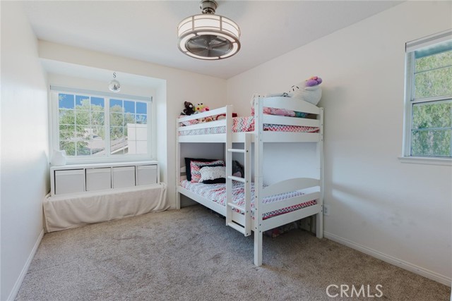 Detail Gallery Image 24 of 44 For 27224 Waterford Dr, Valencia,  CA 91354 - 3 Beds | 2/1 Baths