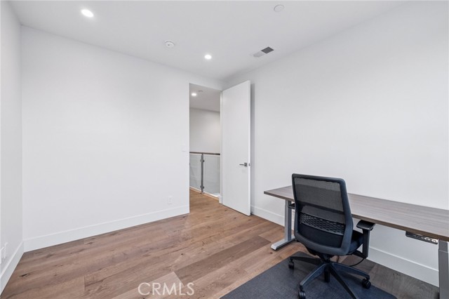 Detail Gallery Image 35 of 71 For 4354 Keystone Ave, Culver City,  CA 90232 - 5 Beds | 4/1 Baths