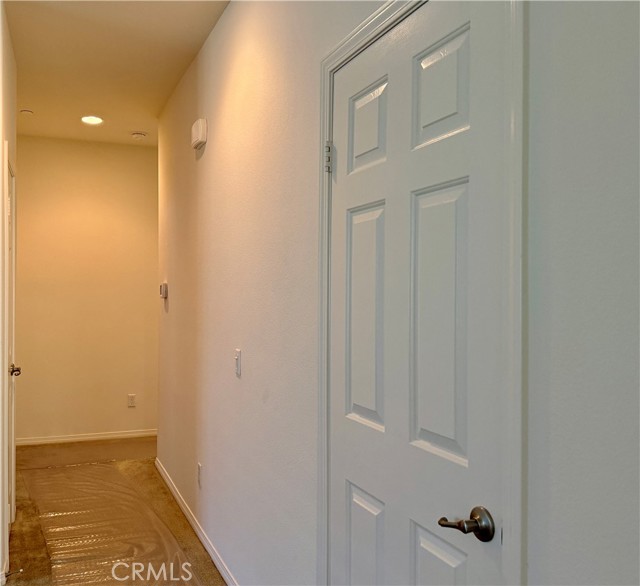 Detail Gallery Image 11 of 27 For 29157 Edgewood Dr, Lake Elsinore,  CA 92530 - 3 Beds | 2 Baths