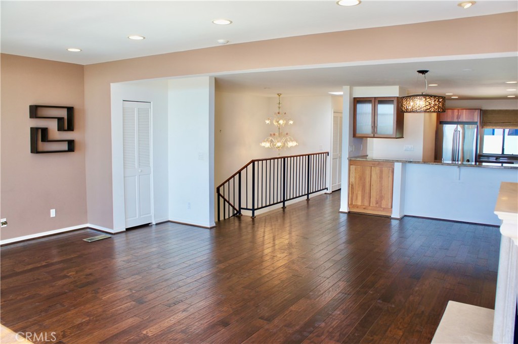 MLS #SB25280967 image #5