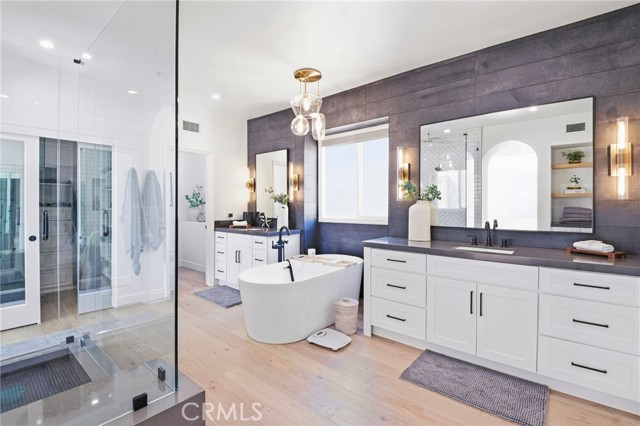 Image 21 of 55 For 21 Portmarnoch Court