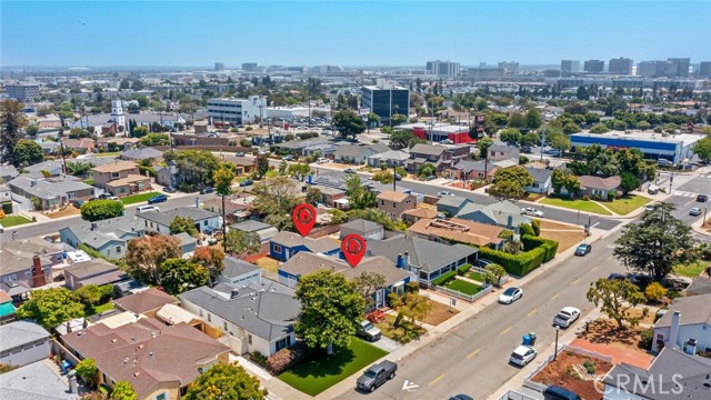8460 Truxton Avenue, Los Angeles CA: https://media.crmls.org/medias/8f5c83d6-daea-427e-812f-90b429189605.jpg
