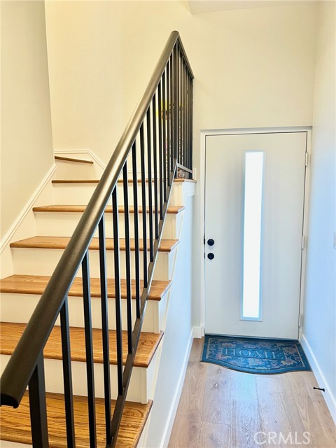 2717 Chadwick Circle, Los Angeles CA: https://media.crmls.org/medias/8f5d1f97-9673-4670-afcd-ef87f63b10da.jpg