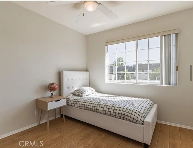 Detail Gallery Image 12 of 15 For 19110 Kittridge St, Reseda,  CA 91335 - 3 Beds | 1/1 Baths