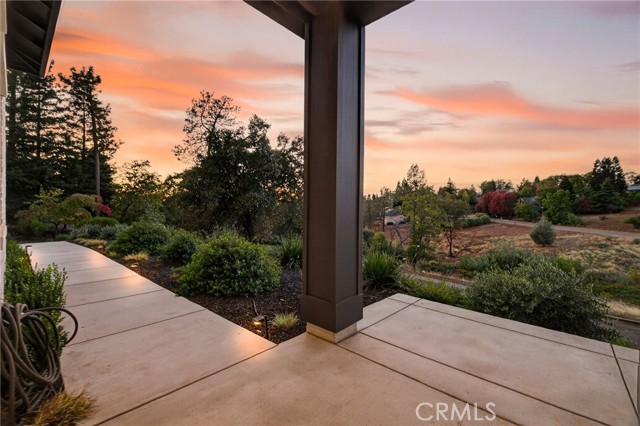 Detail Gallery Image 6 of 58 For 5772 Acorn Ridge Drive, Paradise,  CA 95969 - 4 Beds | 3 Baths