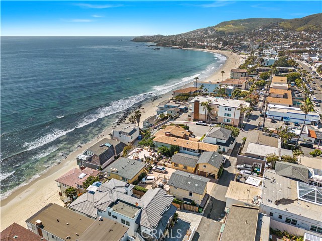 729 Gaviota Drive # 8, Laguna Beach, California 92651, 1 Bedroom Bedrooms, ,1 BathroomBathrooms,Residential Lease,For Rent,729 Gaviota Drive # 8,CROC23220175