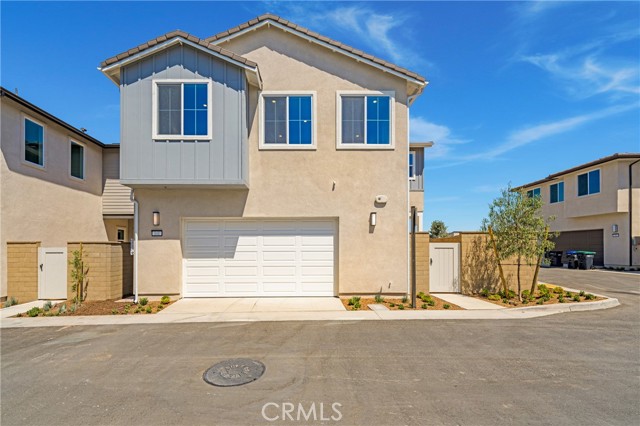 141 Dolores, Irvine CA: https://media.crmls.org/medias/8f5f443c-b74d-4a9b-af1c-cd30e39d3097.jpg
