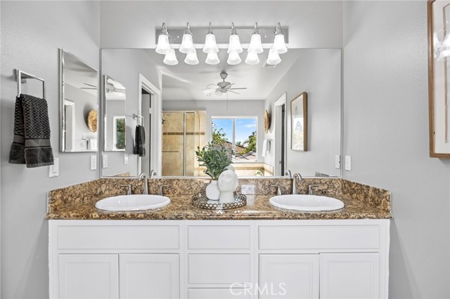 Detail Gallery Image 28 of 37 For 74 Linhaven, Irvine,  CA 92602 - 5 Beds | 3/1 Baths