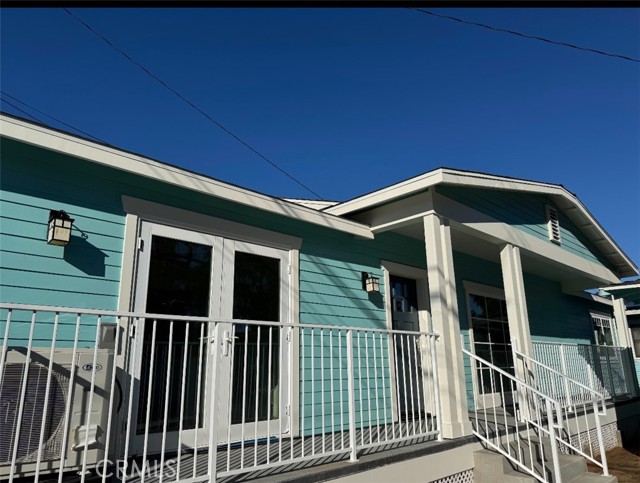 Detail Gallery Image 4 of 17 For 1319 Amapola Ave, Torrance,  CA 90501 - 2 Beds | 2 Baths