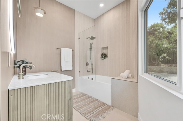 808 S Los Robles Avenue, Pasadena CA: https://media.crmls.org/medias/8f62c77c-da2f-4bfb-b6d6-3e8177f7bfbd.jpg