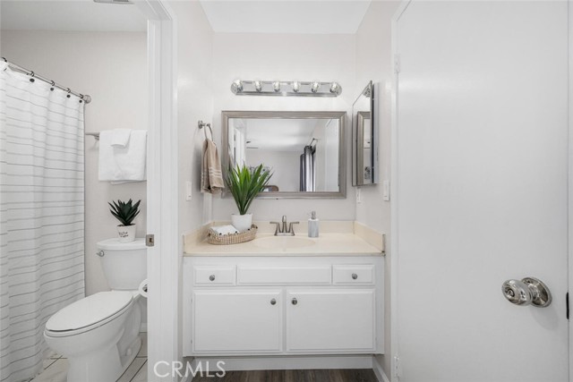Image 33 of 71 For 4316 Lincoln Plaza Way