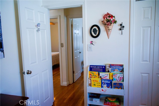 Detail Gallery Image 32 of 65 For 2019 Valencia, Santa Ana,  CA 92706 - 4 Beds | 2 Baths