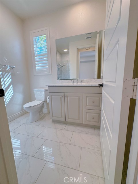 224 Geyser, Irvine CA: https://media.crmls.org/medias/8f63723a-61ab-482e-8bc2-10007ee4644b.jpg