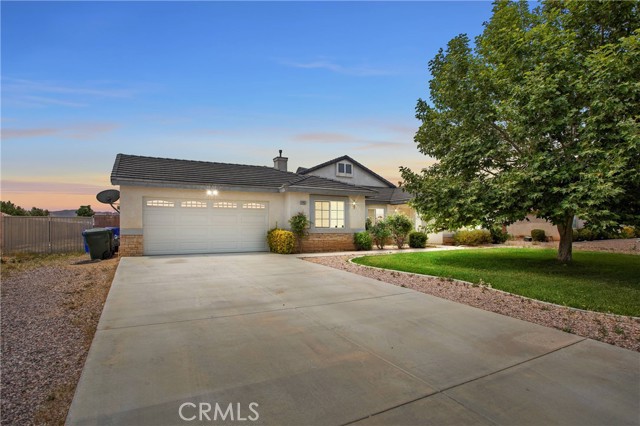 21257 Seibel Lane, Apple Valley CA: https://media.crmls.org/medias/8f6533ec-f723-49ad-90db-94c1fe54722a.jpg