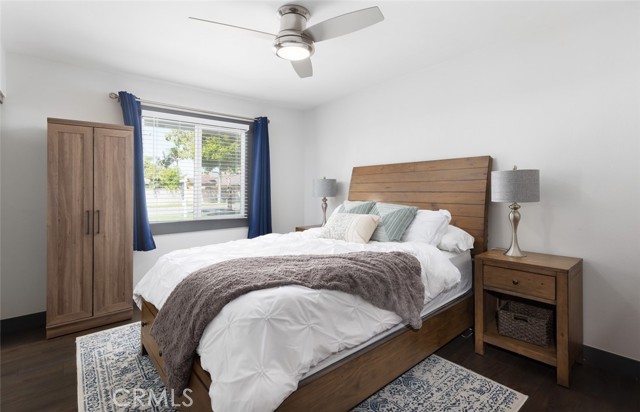 1055 N Mallard St., Orange CA: https://media.crmls.org/medias/8f657646-a55f-4491-8738-77f970def912.jpg
