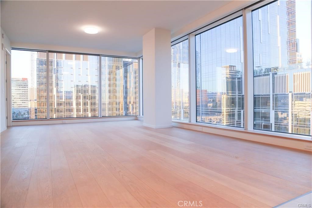 MLS #WS25224725 image #18