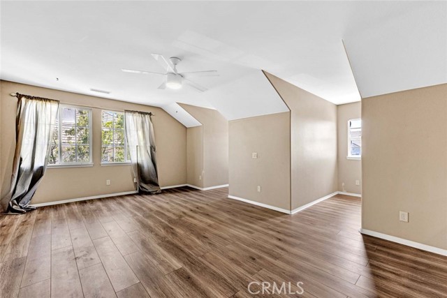 23261 Castle Rock, Mission Viejo CA: https://media.crmls.org/medias/8f65e5ea-e68c-4cf7-a376-178f82c0ecd7.jpg
