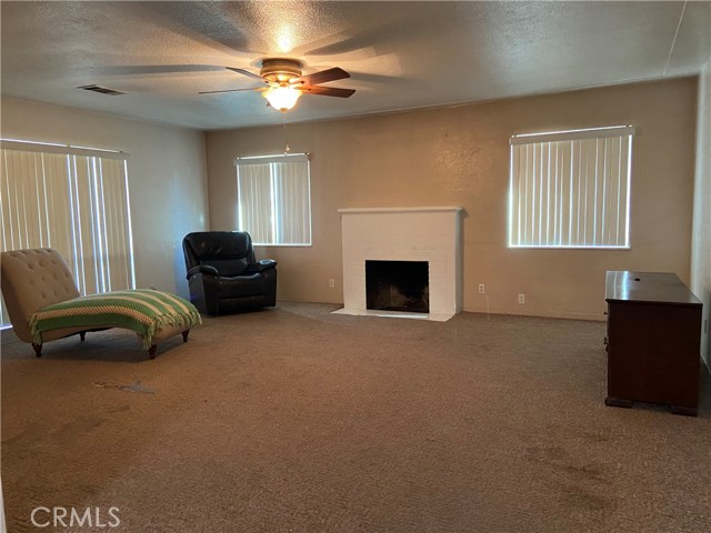 Detail Gallery Image 3 of 30 For 1408 W 23rd St, Merced,  CA 95340 - 3 Beds | 2 Baths