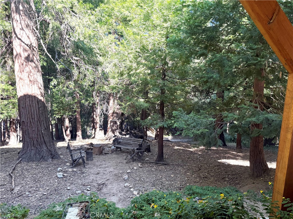 https://media.crmls.org/medias/8f6706a2-9af8-41c4-a632-3e264985a124.jpg?preset=X-Large