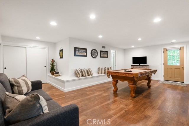 717 Crest Estates Drive, Lake Arrowhead CA: https://media.crmls.org/medias/8f68408c-753d-4c6e-bf46-557862f7a371.jpg
