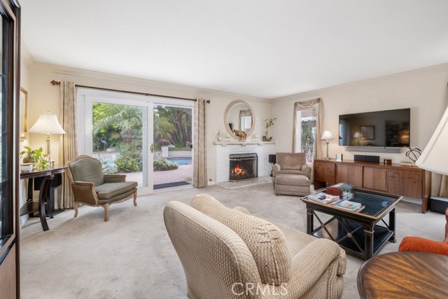 Detail Gallery Image 12 of 31 For 9331 Cape Cod Dr, Huntington Beach,  CA 92646 - 4 Beds | 2 Baths