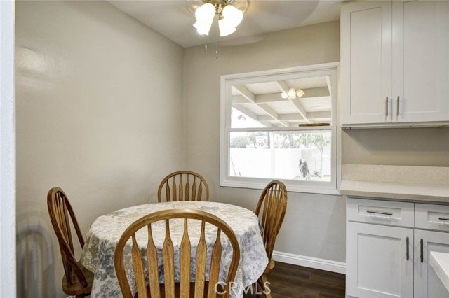 538 S Raitt Street, Santa Ana CA: https://media.crmls.org/medias/8f684c5b-2739-48e6-a86e-76c4f5f41b71.jpg