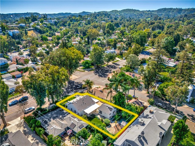 Detail Gallery Image 29 of 30 For 5239 Comercio Ave, Woodland Hills,  CA 91364 - 2 Beds | 1 Baths